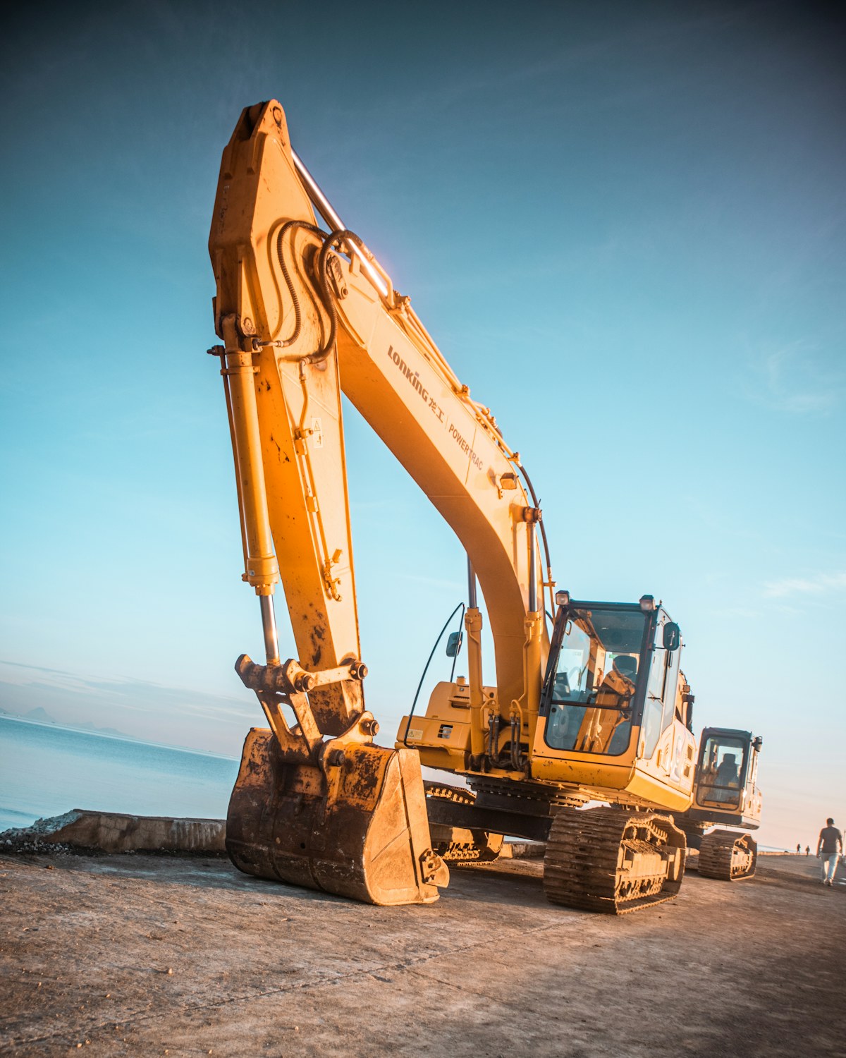 Construction Machinery / 工程机械 / آلات ومعدات إنشائية